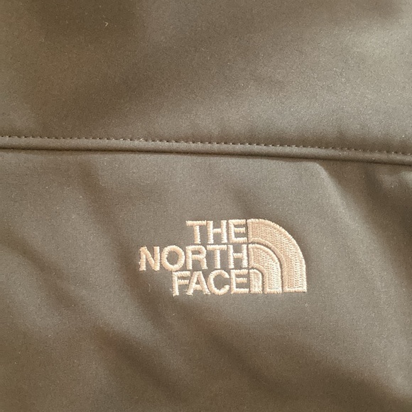 Men’s Apex North Face Jacket - Picture 5 of 10